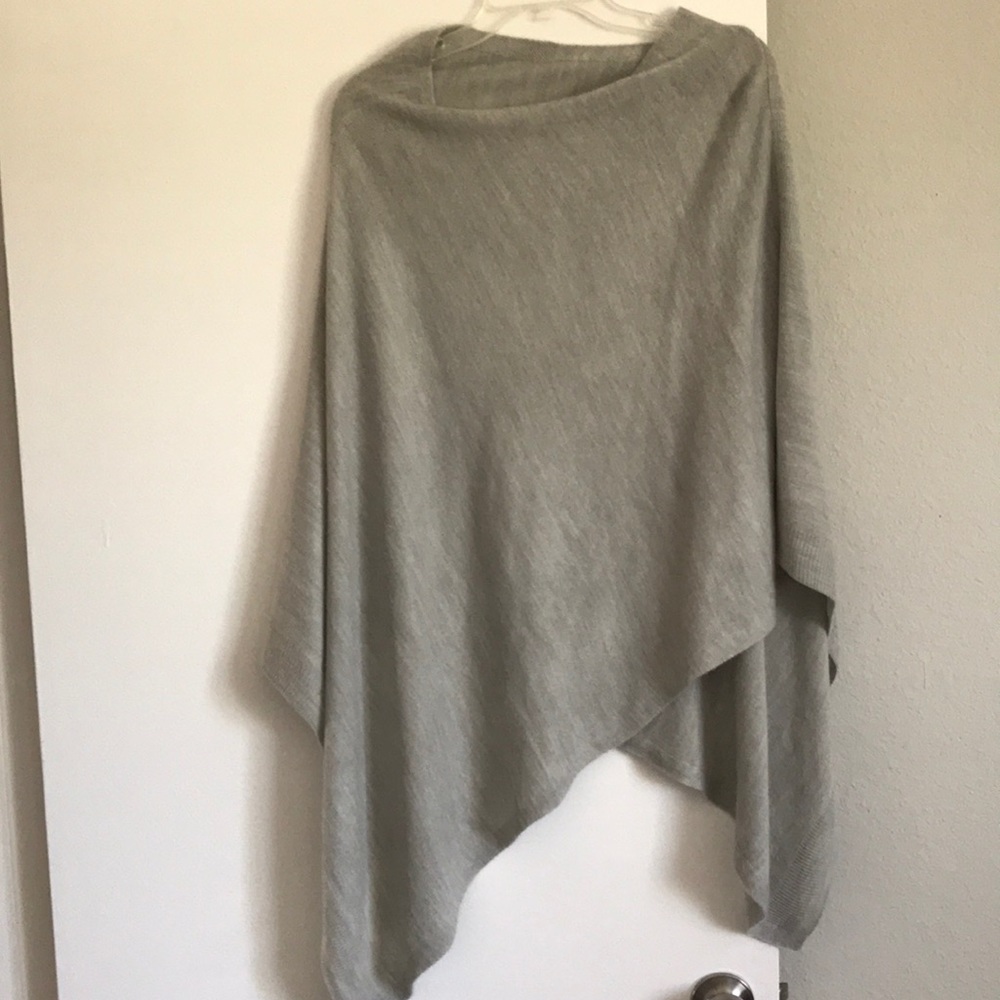 Soft shrug